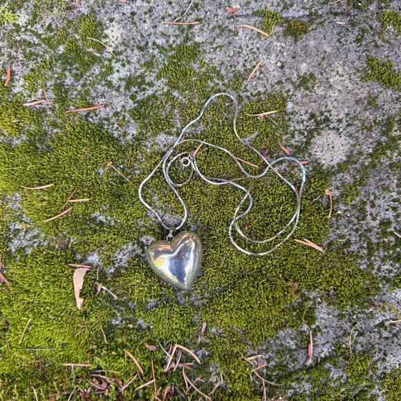 Vintage Silver Enormous Puffy Heart Pendant Chain Necklace 30" - Picture 2 of 5